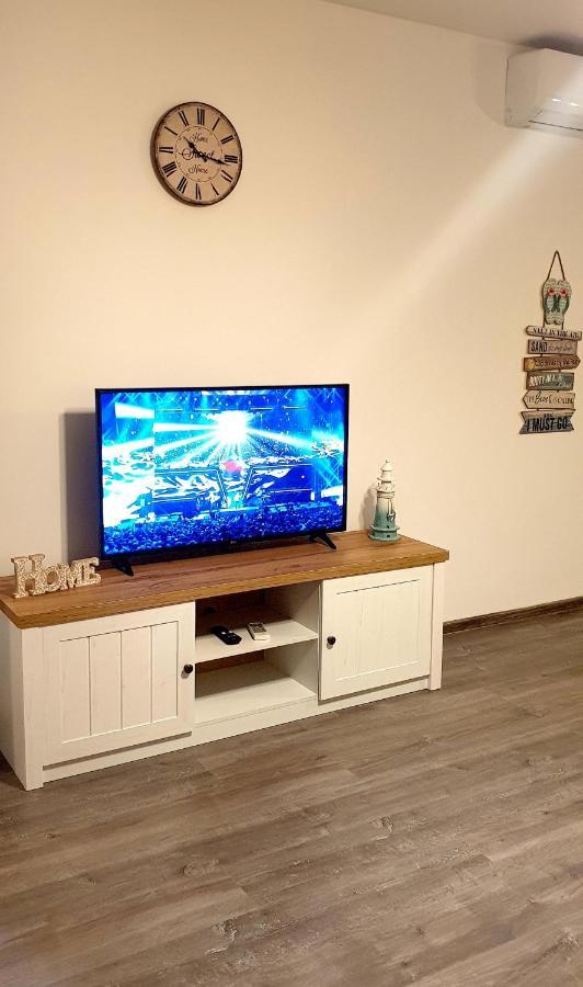 Appartement Apartament Max Mamaia Nord à Năvodari Extérieur photo