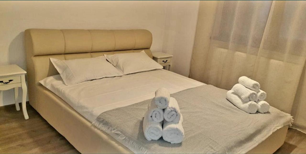 Appartement Apartament Max Mamaia Nord à Năvodari Extérieur photo